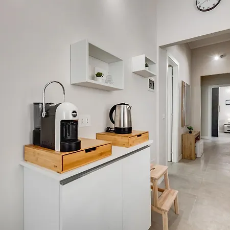 Eco Domus Earth Holiday home